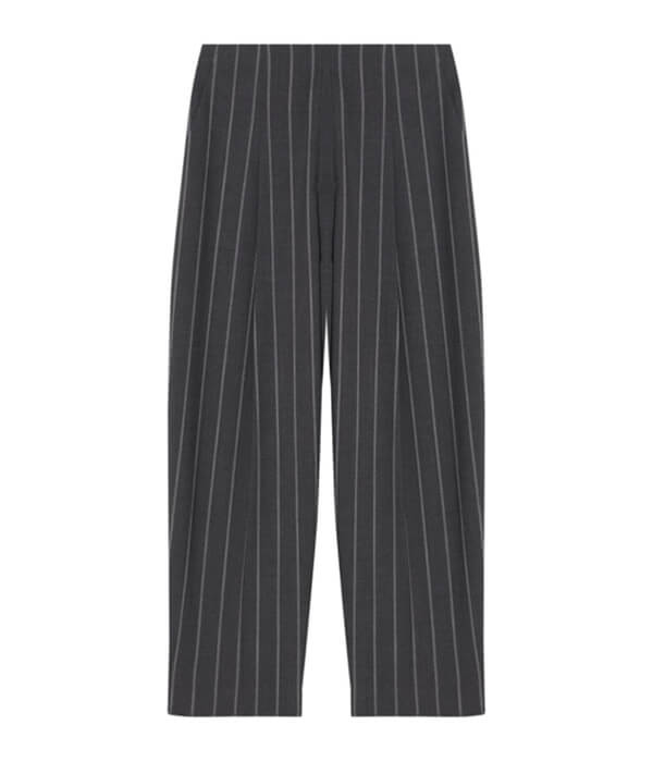 Theory Pleated Carrot Pant